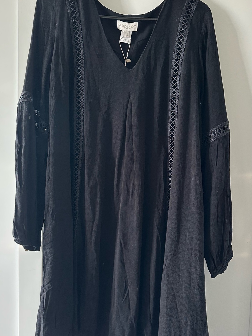 APRICOT Black Women's Dress with Label Detail